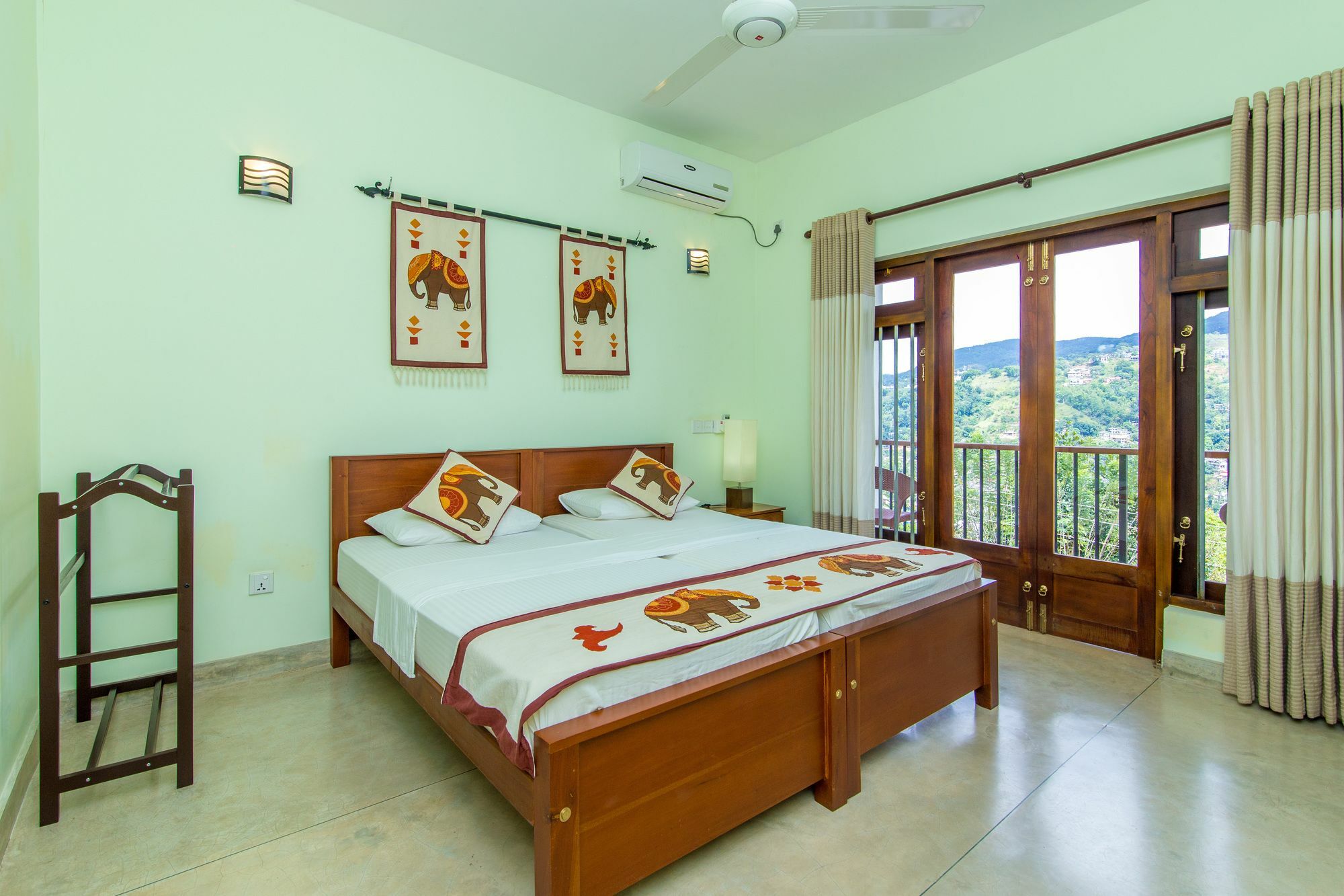 קנדי Jack Tree Lodge מראה חיצוני תמונה